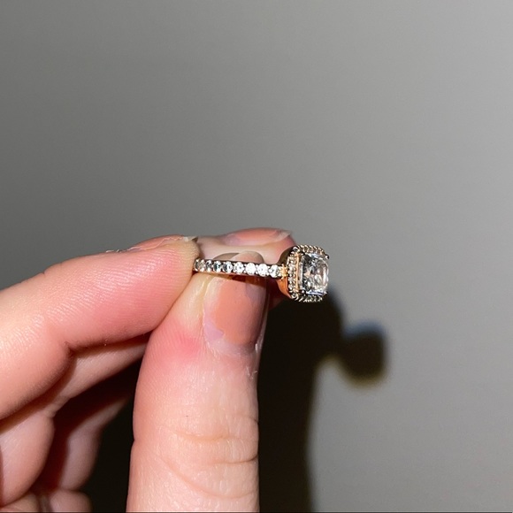PANDORA SQUARE SPARKLE HALO RING - Picture 4 of 4